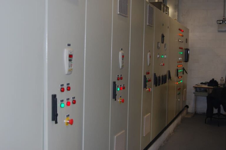 Centrais Frig e Armaz e Distr 12