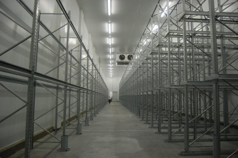 Centrais Frig e Armaz e Distr 14